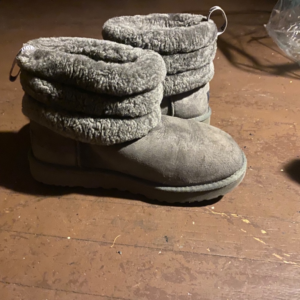 Uggs - image 4